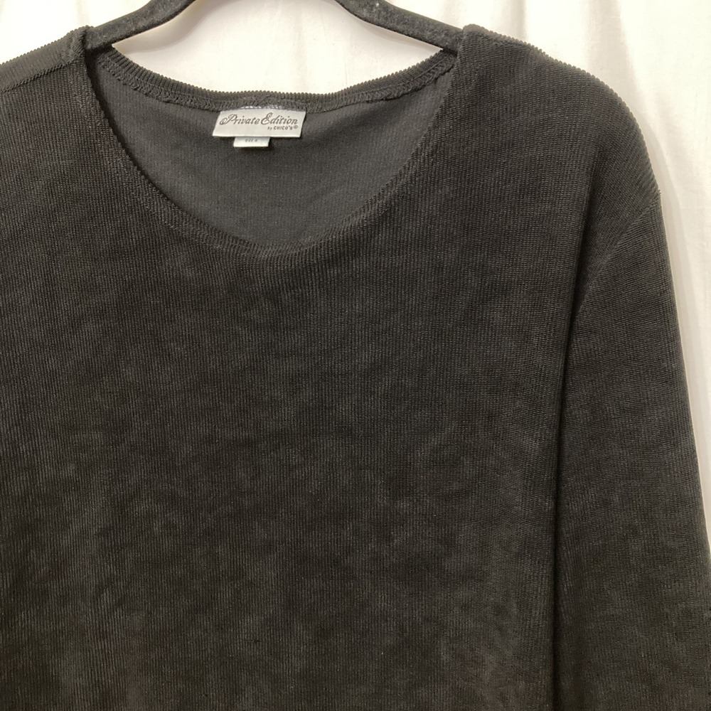 Private Edition by Chico's Black Ribbed Long Sleeve Stretchy Top‎ - SZ 2 (L/12) - Picture 3 of 11